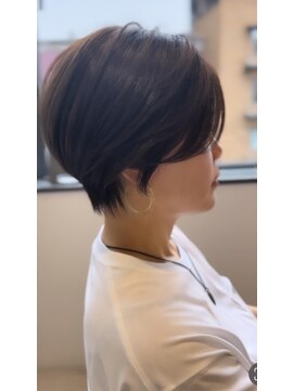 エレノア 梅田店(Eleanor) ハンサムショート