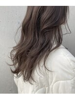 キー(kii) 柔らか透明感ベージュ