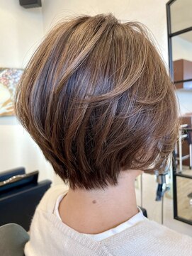 ユリアーナ(yuliana HAIR&SALON) 羽感ショート