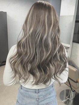ユニー(uniii)の写真/大人女性から支持多数！生涯通える先を見据えたカウンセリングと施術で大人女性の魅力を引き出します＊