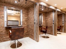 アトリエナガノツー 千葉富士見店(atelier nagano 2)の雰囲気（半個室の落ち着いた空間でリラックス[千葉駅/髪質改善]）