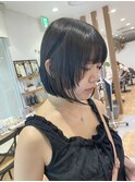 ぱつっとボブ×顔周りレイヤー