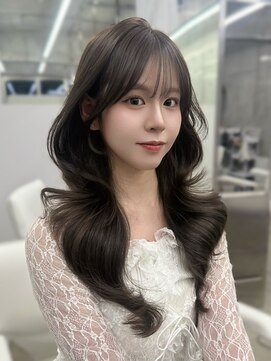 アリュウル 表参道(ALLURE) 韓国レイヤーカット/顔周りカット/グレージュカラー○伊藤