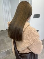 ミュラ(mulah)&nbsp;春オススメオリーブベージュ透明感カラー＊艶髪ストレート