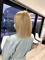 リシェイルノイ(RICHAIR.NEU)&nbsp;ブリーチ縮毛矯正「シルクストレート」