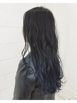 ネフ(NeF)&nbsp;ネイビーブルーとブルージュのグラデーションカラー