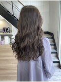 ナチュラルグレージュ