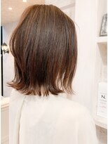 キャアリー(Caary)&nbsp;福山市イルミナカラー　切りっぱなしボブ人気caary外ハネボブ