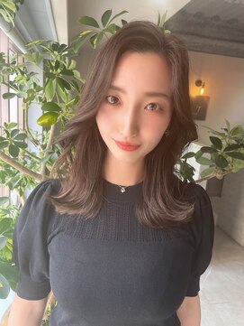 フラッグ 九大学研都市店(Flag) 韓国風　くびれ　ミディ