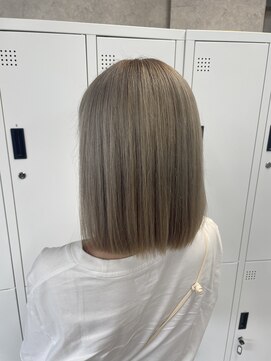 リミットバイアフィナー 大宮店(limit by Afinar) ホワイトベージュ