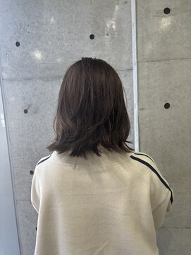 ニーゼロゼロナナ(2007) オリーブグレー