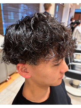 フラッパー(FLAPPER) メンズ/パーマスタイル/ツイストピンパーマ/スパイラルパーマ