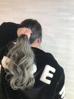 ロワローズ(Roi rose)&nbsp;ホワイトシルバーグラデーション♪