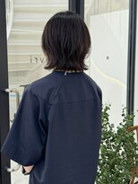 エブリ(evri) 「evri」外ハネくびれヘア　くびれヘア　外ハネ