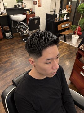 ブロートーキョーバーバーショップ 神田店(Bro Tokyo BARBERSHOP) スキンフェード