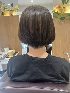 エル バイ ファースト(L by first) 【L by first】襟足スッキリボブ