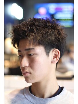 キングスマン トウキョウ(KINGSMAN TOKYO) スパイキーショート