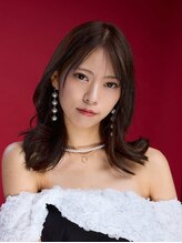 アンアタッシュ(UNE ATTACHE)