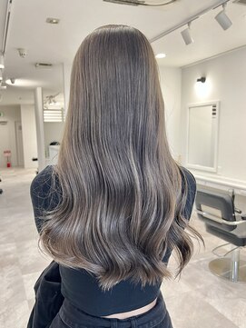 ヴィア 京都烏丸(Via) グレージュ ケアブリーチ ダブルカラー レイヤー 髪質改善