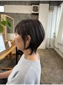 大人女性のフェミニンショート