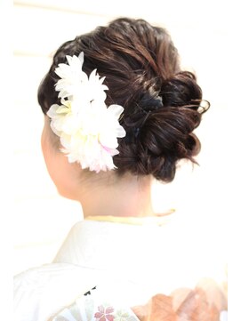 ミライ(mirai) 和装着付けと編み込みアップ【国分寺mirai】