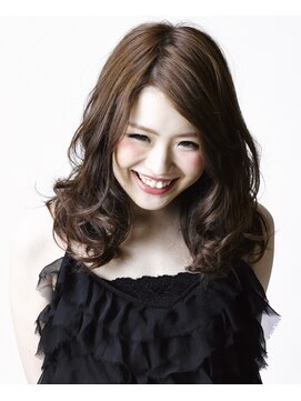 オギクボ ヴォイス(voice) 小悪魔CUTE!!愛されウェーブ【美容室★荻窪ヴォイス】