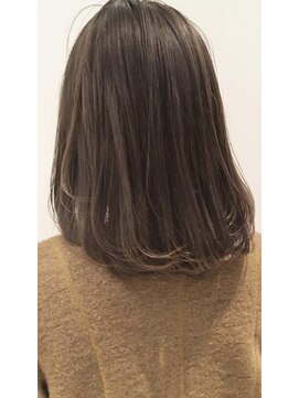 アミル(AMIL) ボブスタイル