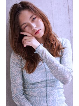 バロンフェム(baLon.fem) 【Stylist 本田愛】人気の外国人風ウェーブスタイル