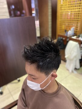 美容室 イルフェドゥ(Il fait doux) ジェットフェード刈り上げ