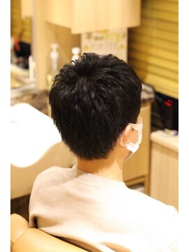 ヘアーモードキクチ 日本橋三越前店 ショート無造作