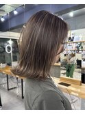 外ハネミディアム×ハイライト