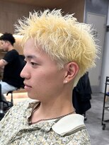 エルマーク 梅田(L-MARK) アップバングツーブロックダブルカラーブリーチメッシュ