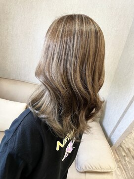 リズバイジル(Liz by JILL) 3Dハイライト/コントラストハイライト