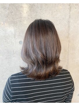 ゼロプラス(ZERO +) 外ハネシルキーベージュ