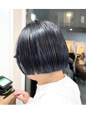 ミニボブ/ハイライト/ブルー/つや髪/個性派/似合わせカット
