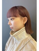 美容室BJ&nbsp;外ハネボブ 切りっぱなしボブ　ブローチ　 透明感カラー
