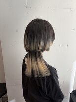 アイリー 名古屋(A/LEE) ウルフカット/グラデーションカラー