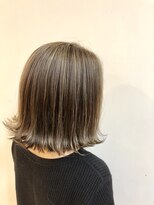 ホワイト(WHITE)&nbsp;大人可愛い×ハイローMIX×ボブディ×WHITE草柳