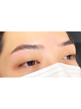 髪きる、ところ。 目元キリッと!眉スタイリング!