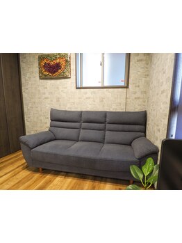 【福島市】完全プライベート空間で、お悩みも相談しやすい♪丁寧な接客と丁寧な施術が人気の秘訣。