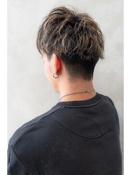 オースティン 登戸向ケ丘遊園(AUSTIN) ツイストパーマ七三オールバックマッシュウルフスリークショート