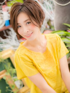 カバーヘア ブリス 志木南口駅前店(COVER HAIR bliss) 前下がりアシンメトリー小顔くせ毛風マッシュc5志木20代30代40代