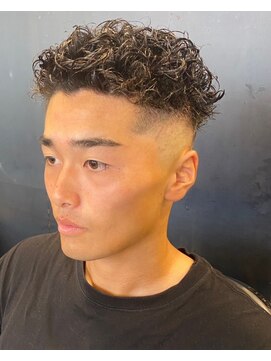 ビンゴ(BINGO) 1250波巻きツイストスパイラルパーマ刈り上げフェードバーバー