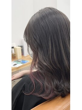 ティエル(TieLu) ゆるふわ×インナーカラー×ソフトグレージュ