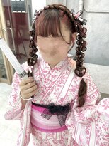 プティクローシェ バイ クオーレ(petite cloche by CUORE)&nbsp;【量産型浴衣ヘア】ツインテールハート編みおろし