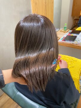 ハロー 池田店(Hollow) 【まとまる艶髪/白髪ぼかし/脱白髪染め】石橋/池田/箕面