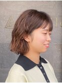クラシカルなウェーブボブ