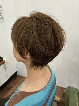 美容室プレスト 前田店の写真/大人女性の髪のエイジングケア◎透明感ある上品なグレイカラーやナチュラルな白髪染めまでお任せ！