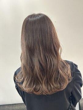 ノーム バイ アウラ(norm. by aura) シークレットハイライトラテベージュ