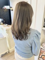 キャアリー(Caary) 福山Caary夏定番くすみミルクアッシュベージュふんわりレイヤー